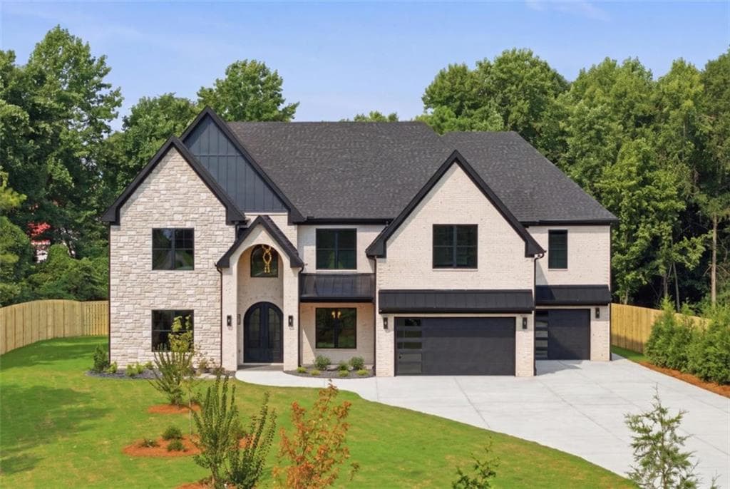 5 bedroom, 7 bathroom, 7,181 sq ft single family residence under contract at 3275 Smithtown Road, Suwanee, GA 30024 — photo 2