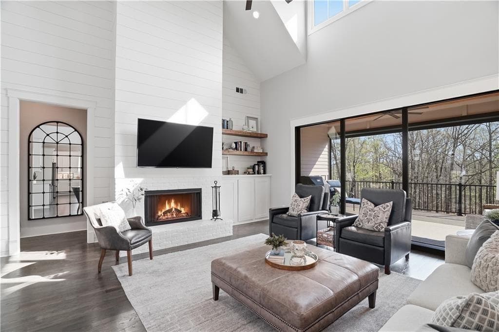 5 bedroom, 4 bathroom, 3,808 sq ft single family residence for sale at 55 Night Fire Court, Dawsonville, GA 30534 — photo 2