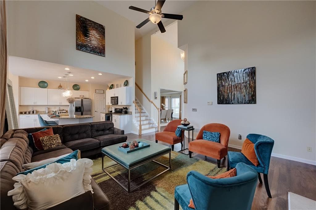 5 bedroom, 4 bathroom, 4,880 sq ft single family residence for sale at 3204 Clubside View Court, Snellville, GA 30039 — photo 6