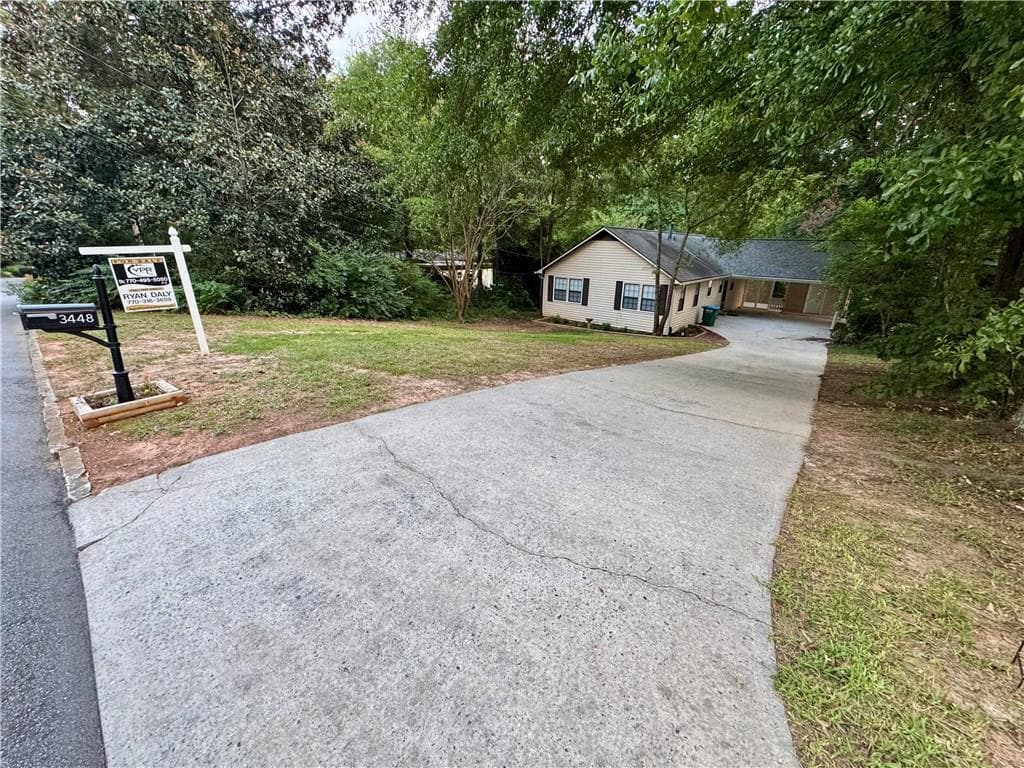 3 bedroom, 2 bathroom, 1,275 sq ft single family residence for sale at 3448 Alison Drive, Atlanta, GA 30340 — photo 3