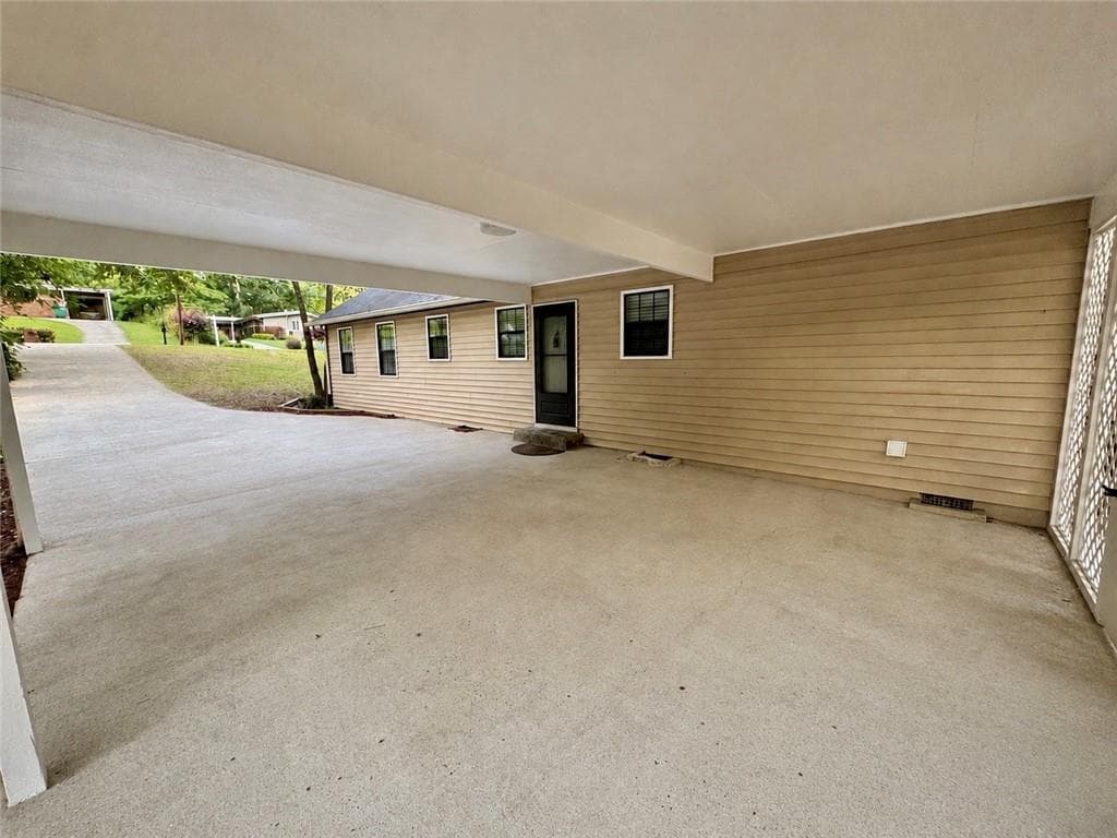 3 bedroom, 2 bathroom, 1,275 sq ft single family residence for sale at 3448 Alison Drive, Atlanta, GA 30340 — photo 7