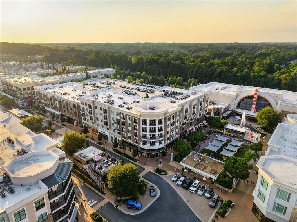 3 bedroom, 4 bathroom, 2,302 sq ft townhouse for sale at 5243 Wellsley Bend, Alpharetta, GA 30005 — photo 8