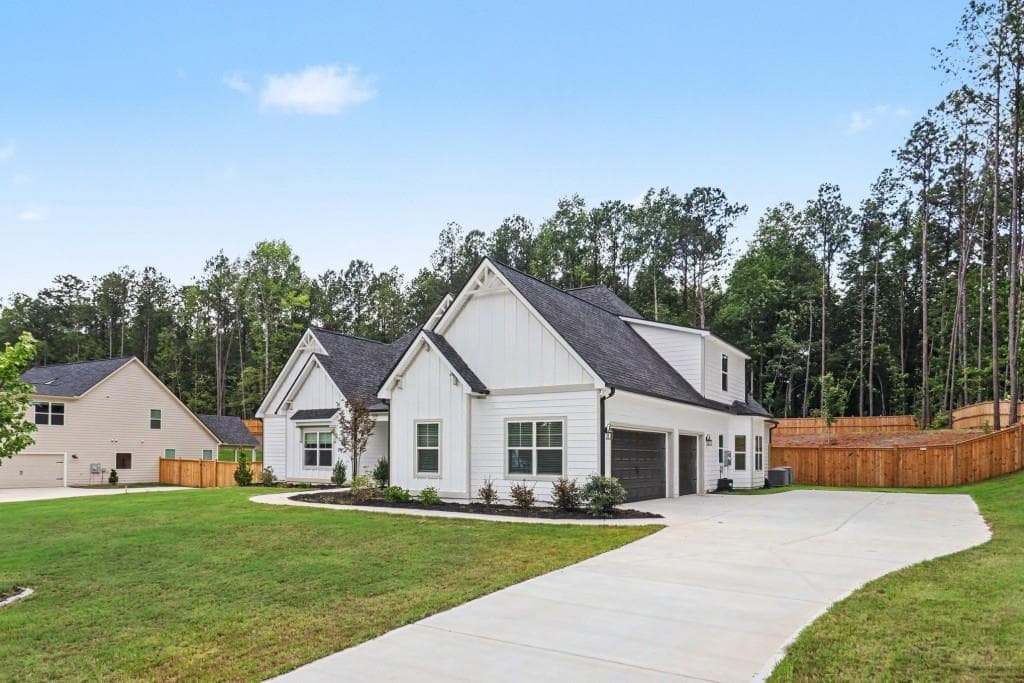 5 bedroom, 5 bathroom, 3,663 sq ft single family residence for sale at 156 Belle Hall Drive, Newnan, GA 30263 — photo 10