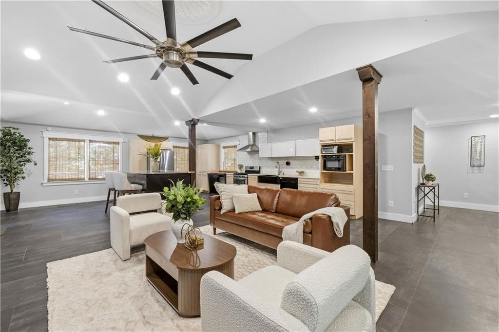 4 bedroom, 6 bathroom, 2,504 sq ft single family residence for sale at 3985 Lynfield Court, South Fulton, GA 30349 — photo 3