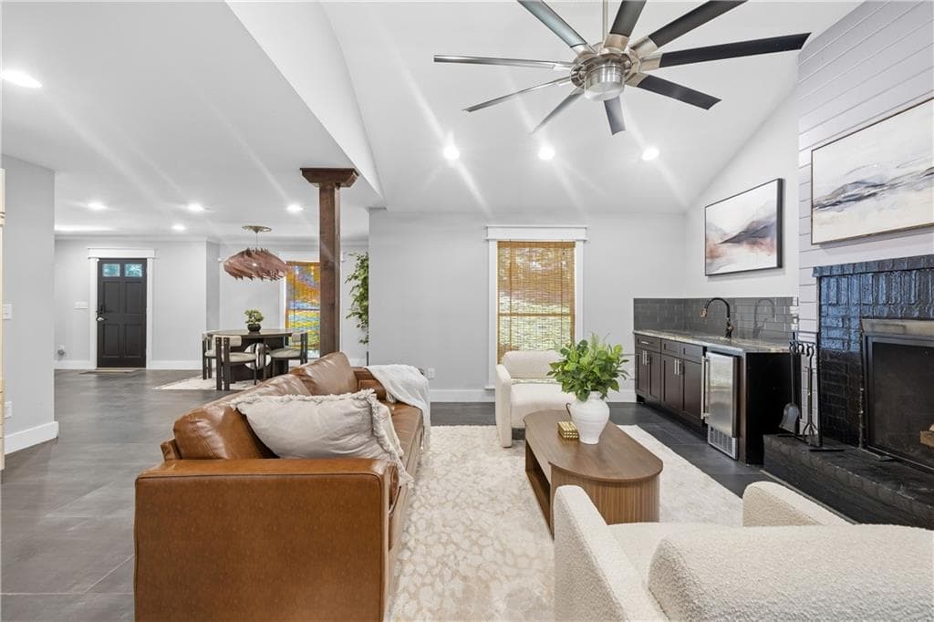 4 bedroom, 6 bathroom, 2,504 sq ft single family residence for sale at 3985 Lynfield Court, South Fulton, GA 30349 — photo 6