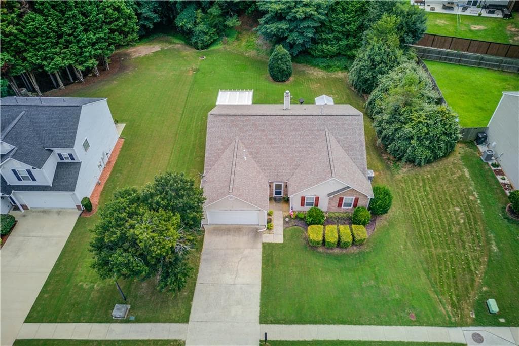 4 bedroom, 2 bathroom, 2,168 sq ft single family residence for sale at 1341 Blazing Star Road, Lawrenceville, GA 30045 — photo 2