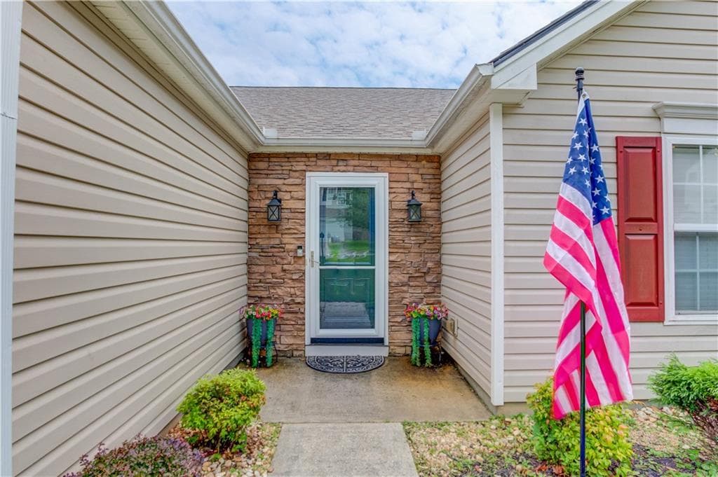 4 bedroom, 2 bathroom, 2,168 sq ft single family residence for sale at 1341 Blazing Star Road, Lawrenceville, GA 30045 — photo 3