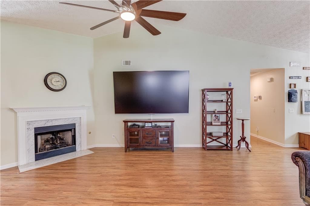 4 bedroom, 2 bathroom, 2,168 sq ft single family residence for sale at 1341 Blazing Star Road, Lawrenceville, GA 30045 — photo 6