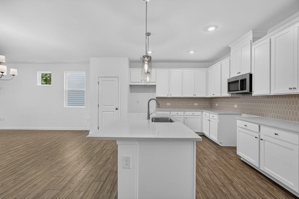 3 bedroom, 3 bathroom, 2,395 sq ft single family residence under contract at 3659 Sagecrest Drive, Buford, GA 30519 — photo 7