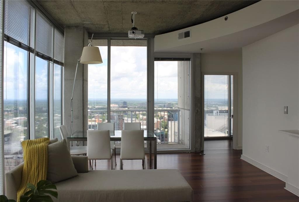 2 bedroom, 2 bathroom, 1,216 sq ft condominium for rent at 855 PEACHTREE Street 3201, Atlanta, GA 30308 for $3,400 a month — photo 8