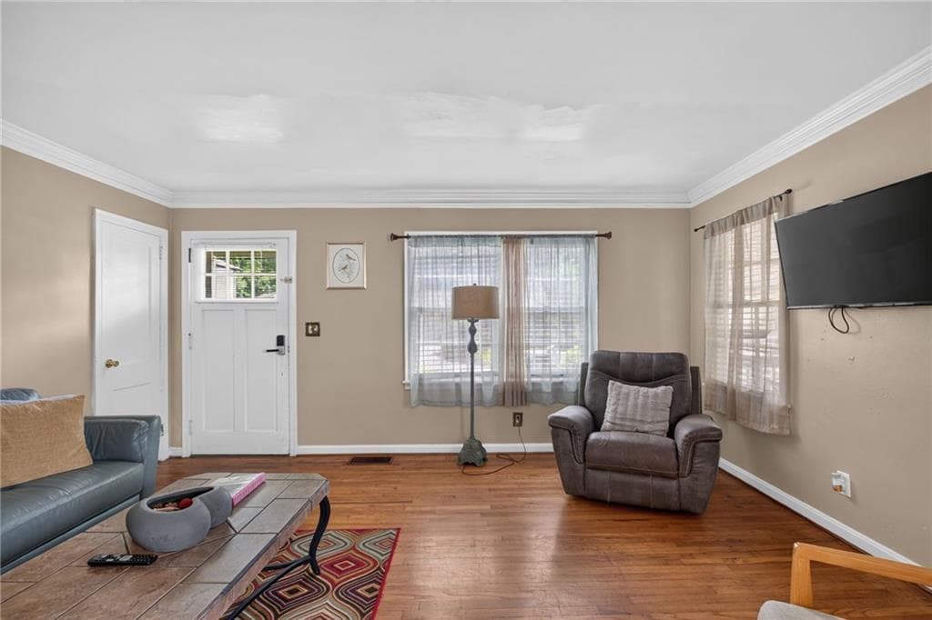 2 bedroom, 1 bathroom, 872 sq ft single family residence for sale at 2727 Humphries Street, East Point, GA 30344 — photo 7