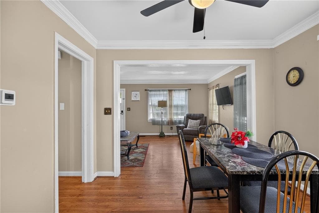 2 bedroom, 1 bathroom, 872 sq ft single family residence for sale at 2727 Humphries Street, East Point, GA 30344 — photo 8