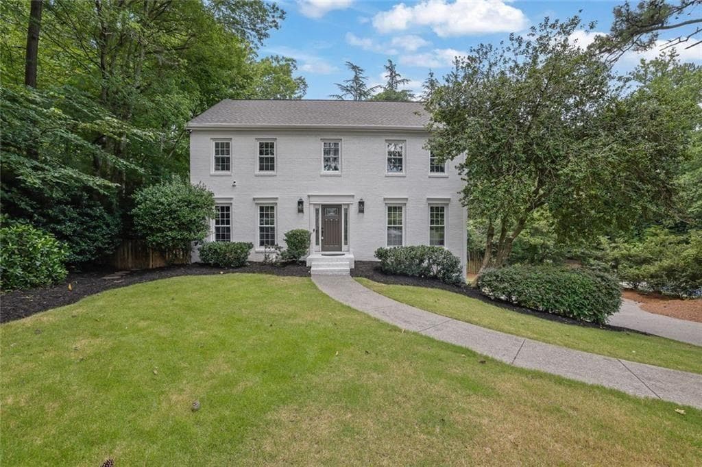 4 bedroom, 3 bathroom, 3,054 sq ft single family residence for sale at 4384 Ivywood Drive, Marietta, GA 30062 — photo 2