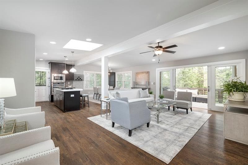 4 bedroom, 3 bathroom, 1,800 sq ft single family residence for rent at 1921 Walthall Drive, Atlanta, GA 30318 for $6,100 a month — photo 5