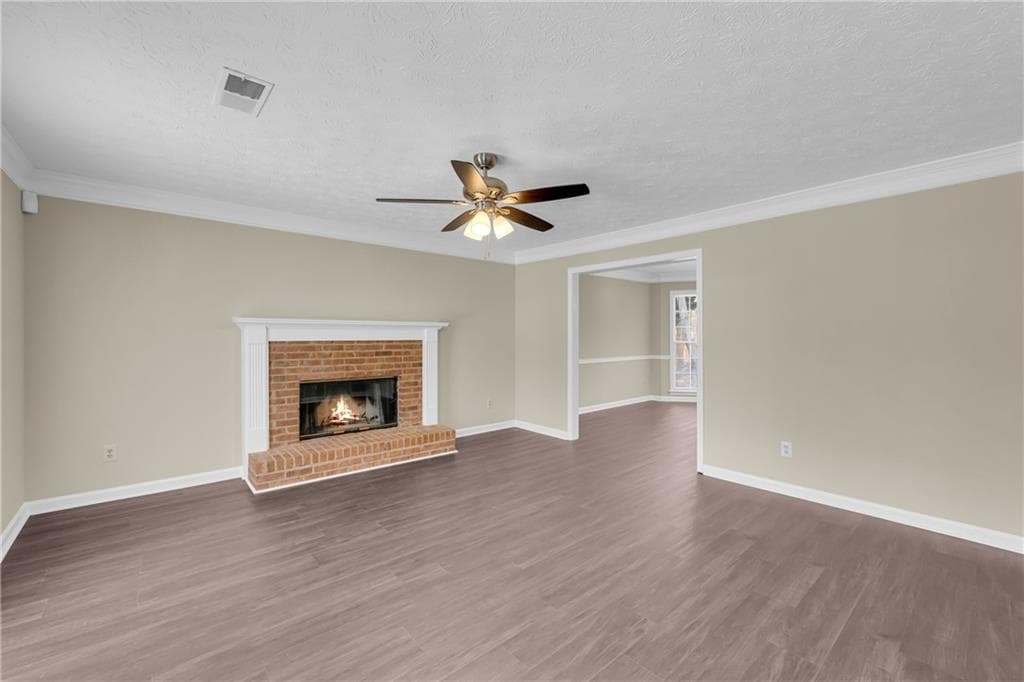 4 bedroom, 3 bathroom, 1,818 sq ft single family residence for sale at 1426 Emerald Pine Court, Lawrenceville, GA 30043 — photo 7