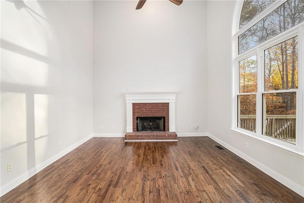 6 bedroom, 4 bathroom, 4,244 sq ft single family residence for sale at 523 Sycamore Point, Woodstock, GA 30189 — photo 8