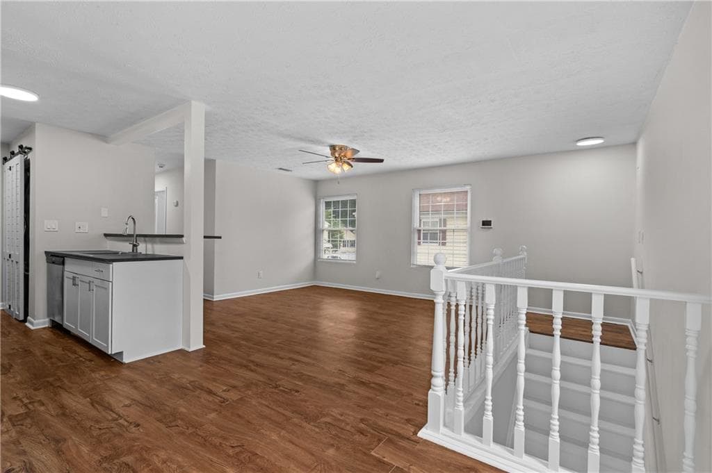 2 bedroom, 1 bathroom, 882 sq ft condominium for sale at 1356 Old Coach Road, Marietta, GA 30008 — photo 8