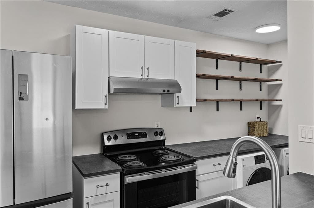 2 bedroom, 1 bathroom, 882 sq ft condominium for sale at 1356 Old Coach Road, Marietta, GA 30008 — photo 10