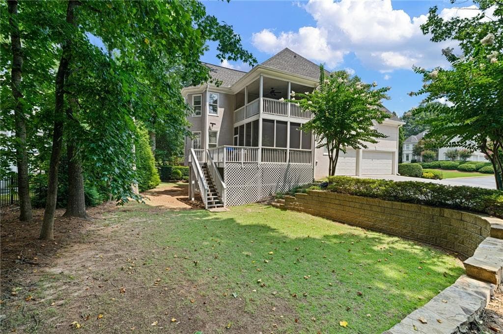 5 bedroom, 6 bathroom, 4,424 sq ft single family residence for sale at 765 Falls Landing Court, Alpharetta, GA 30022 — photo 6