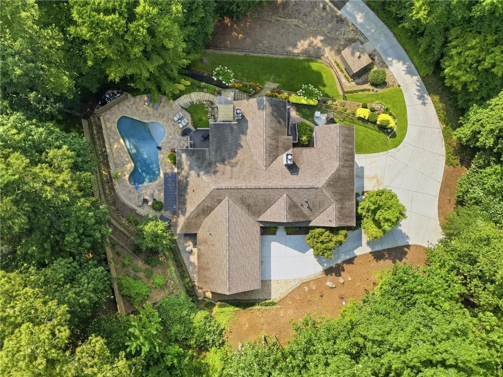 5 bedroom, 4 bathroom, 5,558 sq ft single family residence for sale at 1050 Branch Road, Canton, GA 30115 — photo 6