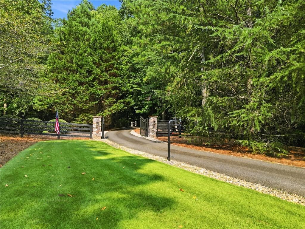 5 bedroom, 4 bathroom, 5,558 sq ft single family residence for sale at 1050 Branch Road, Canton, GA 30115 — photo 8