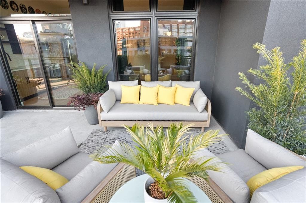 1 bedroom, 1 bathroom, 630 sq ft condominium for sale at 567 Ponce De Leon Avenue 319, Atlanta, GA 30308 — photo 7