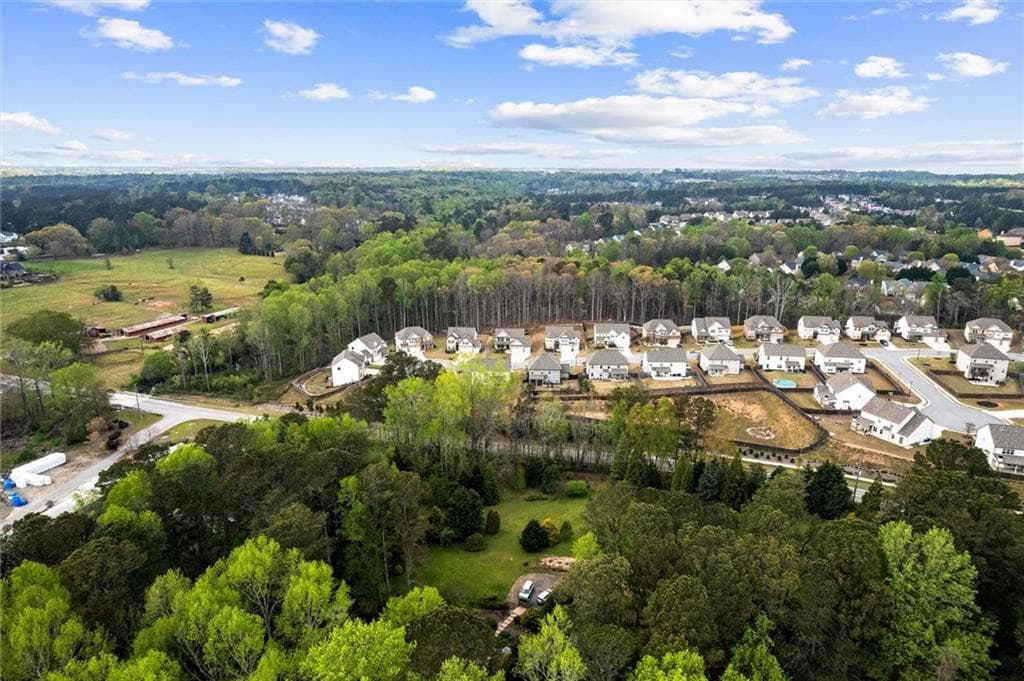 4 bedroom, 3 bathroom, 2,458 sq ft single family residence for sale at 3330 Elkhorn Ridge Run, Dacula, GA 30019 — photo 3