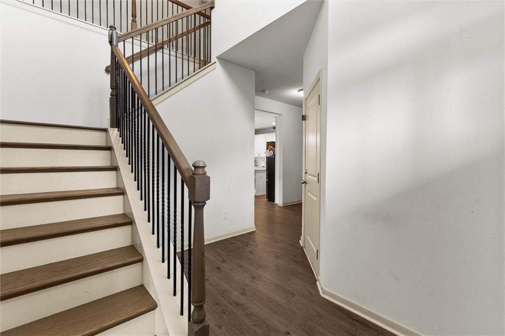 4 bedroom, 3 bathroom, 2,458 sq ft single family residence for sale at 3330 Elkhorn Ridge Run, Dacula, GA 30019 — photo 9