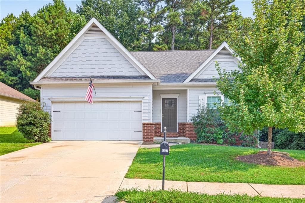 3 bedroom, 2 bathroom, 1,644 sq ft single family residence for sale at 4307 Pearhaven Lane, Gainesville, GA 30504 — photo 1 of 48