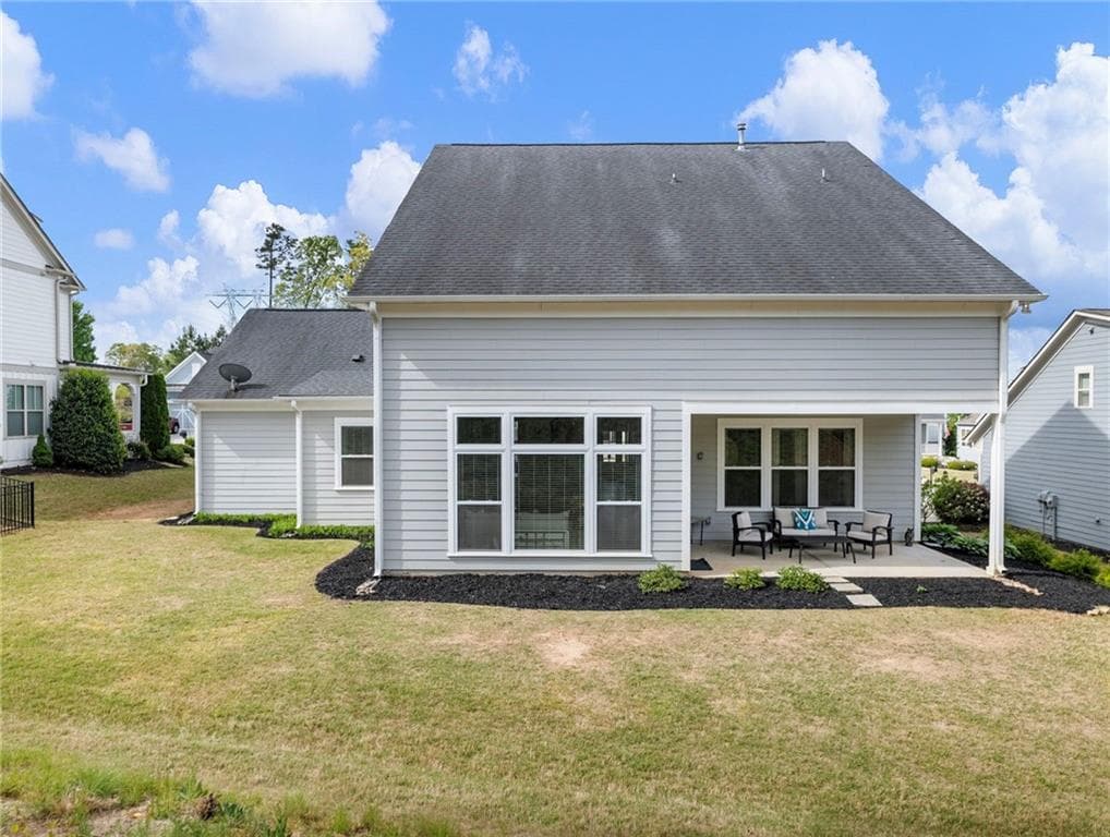 3 bedroom, 3 bathroom, 2,588 sq ft single family residence for sale at 6286 Cedar Springs Lane, Hoschton, GA 30548 — photo 2