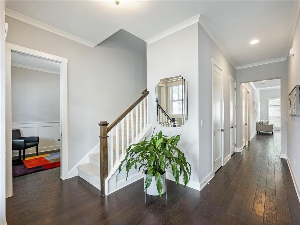 3 bedroom, 3 bathroom, 2,588 sq ft single family residence for sale at 6286 Cedar Springs Lane, Hoschton, GA 30548 — photo 4