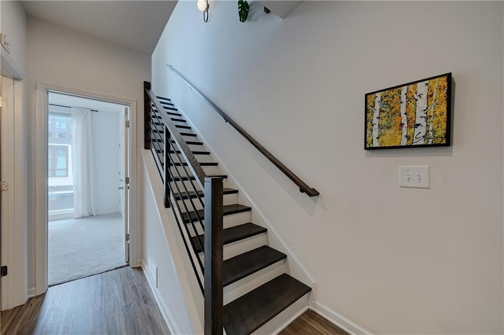 3 bedroom, 2 bathroom, 1,313 sq ft townhouse under contract at 443 Parkway Drive, Atlanta, GA 30308 — photo 9