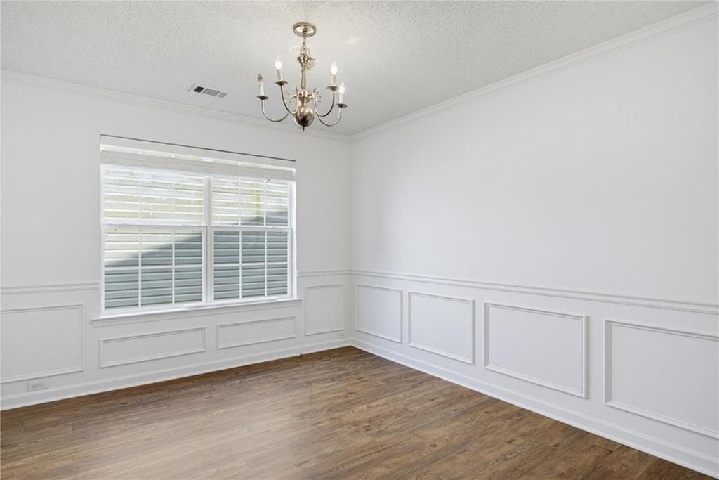 4 bedroom, 3 bathroom, 2,320 sq ft single family residence for sale at 122 Hidden Creek, Canton, GA 30114 — photo 6