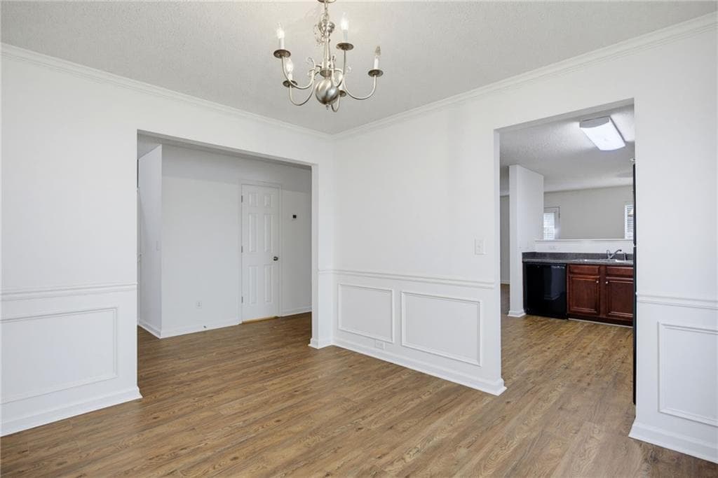 4 bedroom, 3 bathroom, 2,320 sq ft single family residence for sale at 122 Hidden Creek, Canton, GA 30114 — photo 7