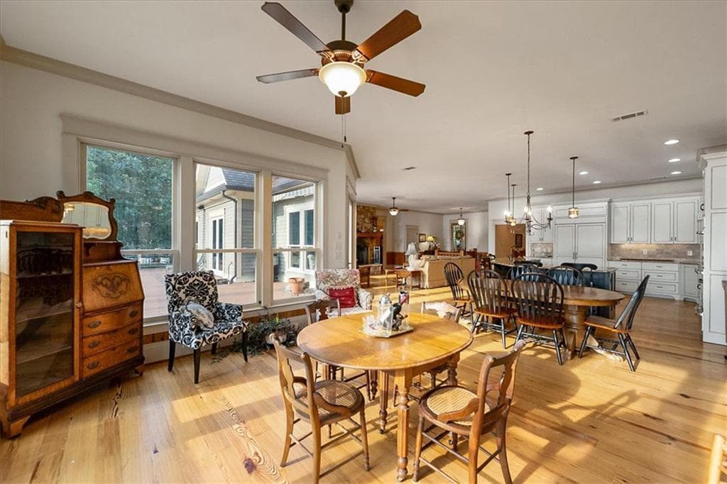 3 bedroom, 3 bathroom, 3,987 sq ft single family residence under contract at 1580 Buckhead Drive, Greensboro, GA 30642 — photo 5