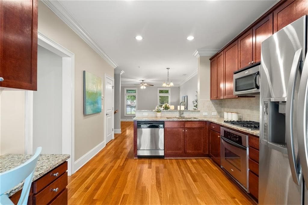 2 bedroom, 2 bathroom, 1,400 sq ft condominium for sale at 2704 Wander Lane, Alpharetta, GA 30022 — photo 6