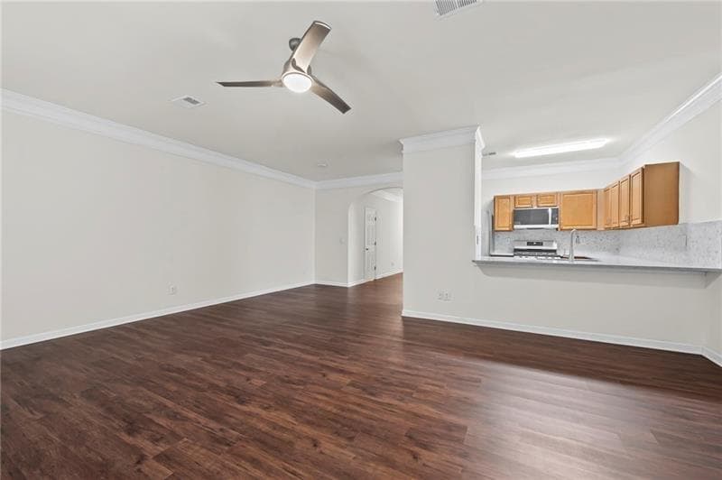 2 bedroom, 3 bathroom, 1,550 sq ft townhouse for rent at 5662 Lawley Drive, Johns Creek, GA 30022 for $2,500 a month — photo 9