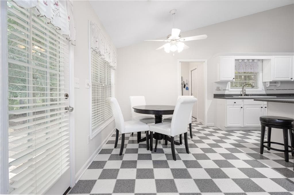 3 bedroom, 2 bathroom, 2,486 sq ft single family residence for sale at 1265 Cedar Oak Lane, Lawrenceville, GA 30043 — photo 5
