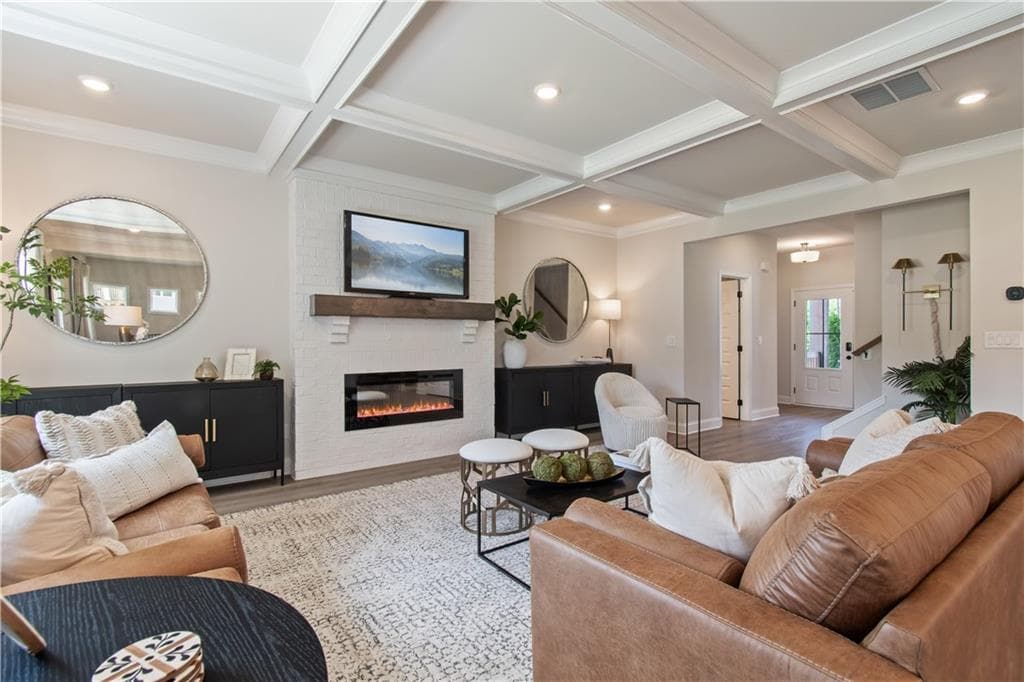 4 bedroom, 3 bathroom, 2,537 sq ft single family residence under contract at 33 Butternut Way, Auburn, GA 30011 — photo 7