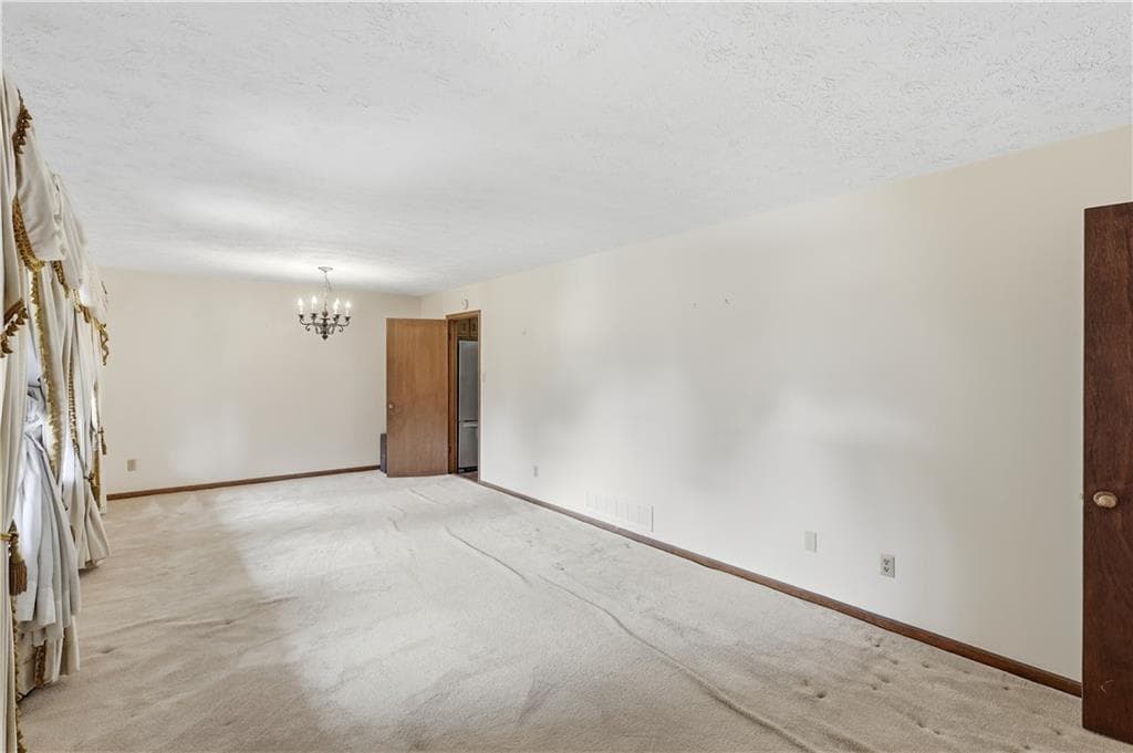 3 bedroom, 2 bathroom, 1,629 sq ft single family residence for sale at 2171 Pinehurst Road, Snellville, GA 30078 — photo 7