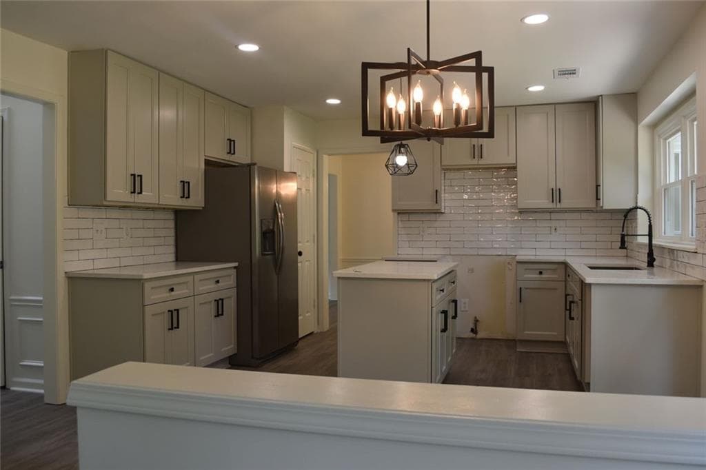 4 bedroom, 3 bathroom, 2,176 sq ft single family residence for rent at 10680 Glenbarr Drive, Johns Creek, GA 30097 for $2,950 a month — photo 6