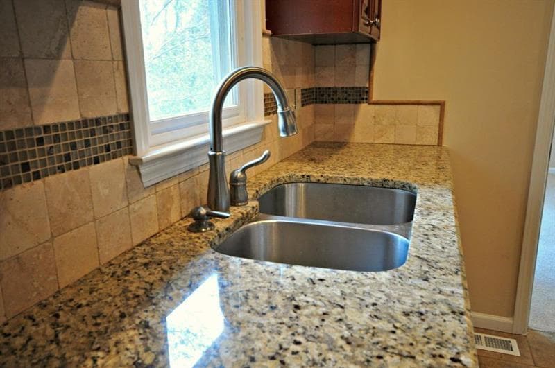5 bedroom, 4 bathroom, 3,424 sq ft single family residence for rent at 4060 Summit Drive, Marietta, GA 30068 for $3,200 a month — photo 6