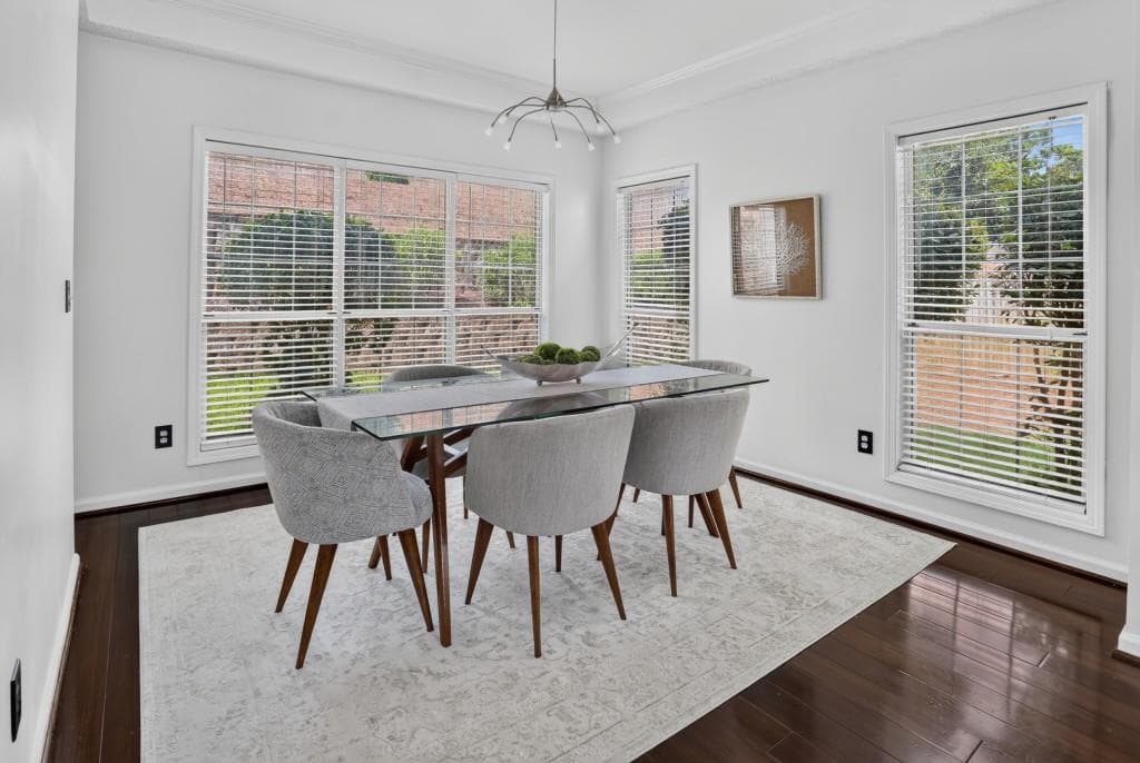 3 bedroom, 3 bathroom, 2,111 sq ft single family residence under contract at 330 Gullwing Court, Alpharetta, GA 30009 — photo 10
