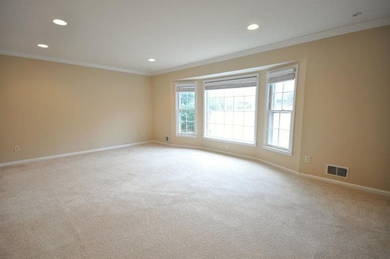 5 bedroom, 4 bathroom, 3,424 sq ft single family residence for rent at 4060 Summit Drive, Marietta, GA 30068 for $3,200 a month — photo 9