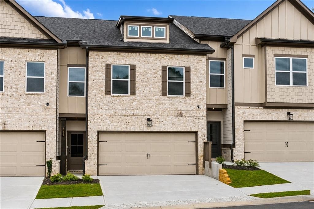 4 bedroom, 3 bathroom, 2,024 sq ft townhouse for rent at 4322 Fern River Bend, Norcross, GA 30093 for $2,800 a month — photo 1 of 21
