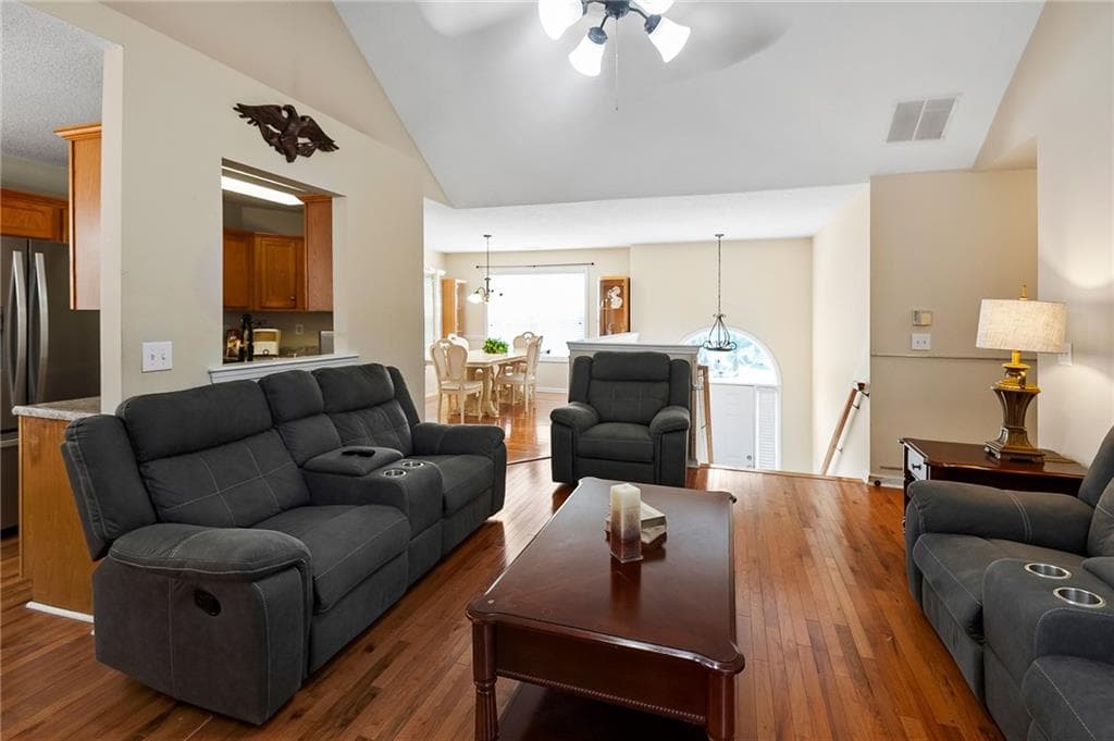 4 bedroom, 3 bathroom, 2,216 sq ft single family residence for sale at 201 Taylor Ridge Trail, Villa Rica, GA 30180 — photo 3