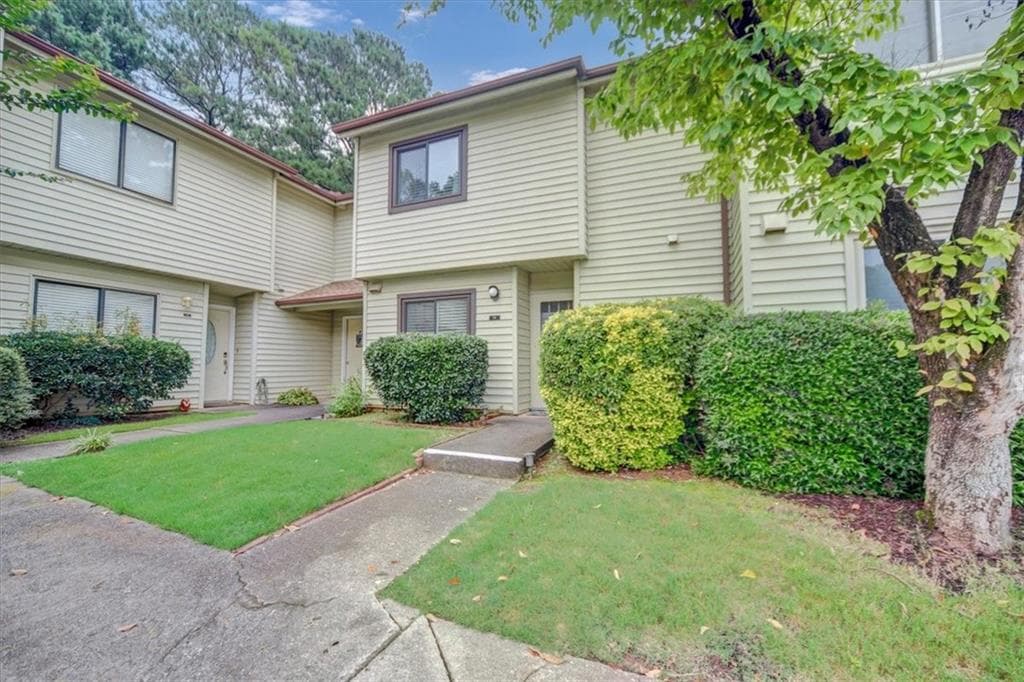2 bedroom, 3 bathroom, 1,540 sq ft townhouse for sale at 1182 Country Court, Lawrenceville, GA 30044 — photo 5