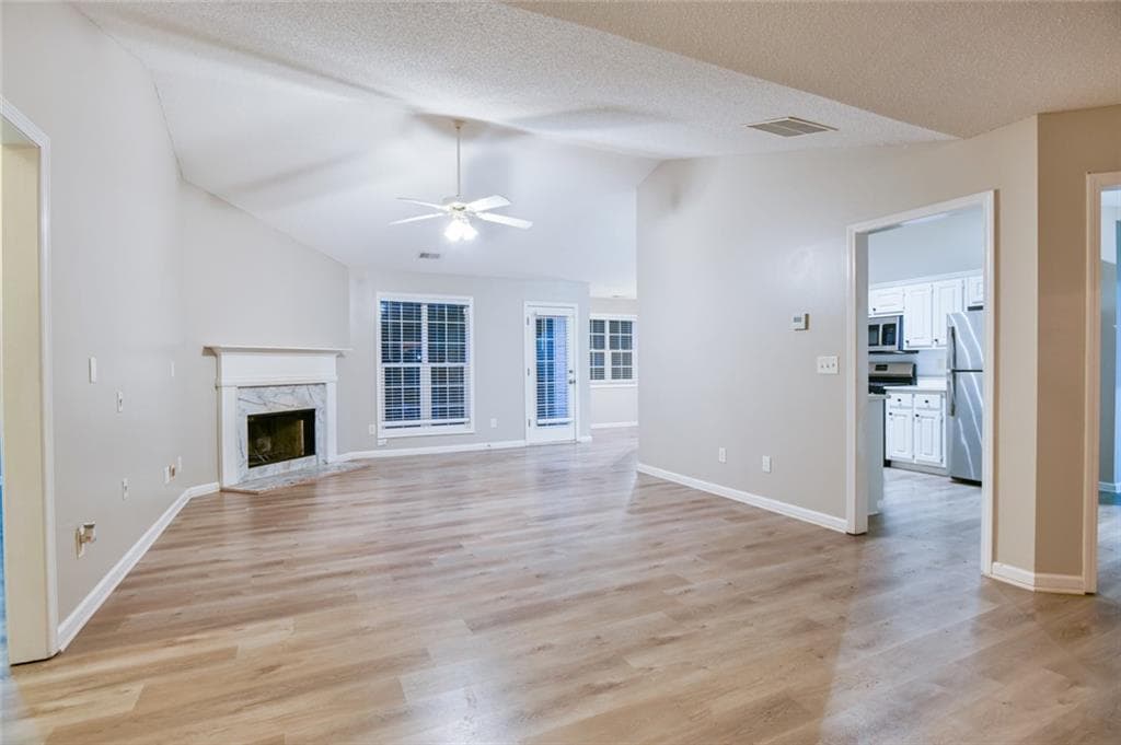 4 bedroom, 2 bathroom, 1,804 sq ft single family residence under contract at 1820 Fort Daniels Trail, Dacula, GA 30019 — photo 10