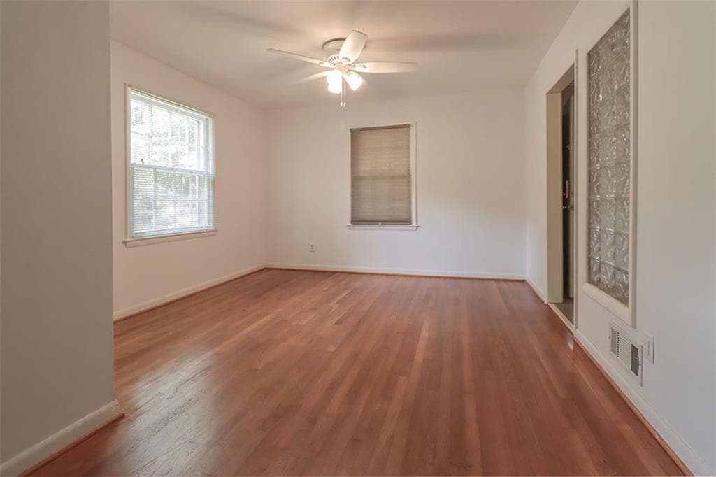 2 bedroom, 2 bathroom single family residence for rent at 3197 Alberta Lane, Tucker, GA 30084 for $2,350 a month — photo 4