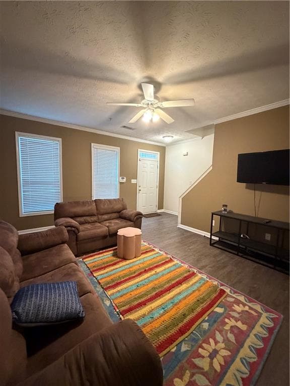 4 bedroom, 3 bathroom, 1,694 sq ft townhouse under contract at 2601 Avery Park Circle, Atlanta, GA 30360 — photo 4